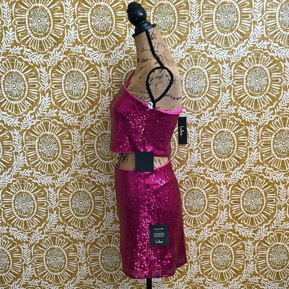 NWT Lulu’s Come My Way Magenta Sequin One-Shoulder Two-Piece Mini Dress size M - Picture 8 of 13